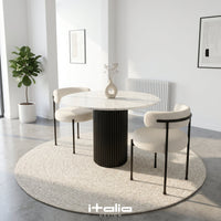 Table à manger + 2 Chaises