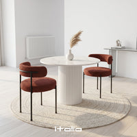 Table à manger + 2 Chaises